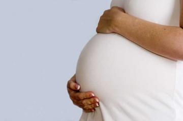 Медики объяснили, почему девушке нужно родить первого ребёнка до 30 лет