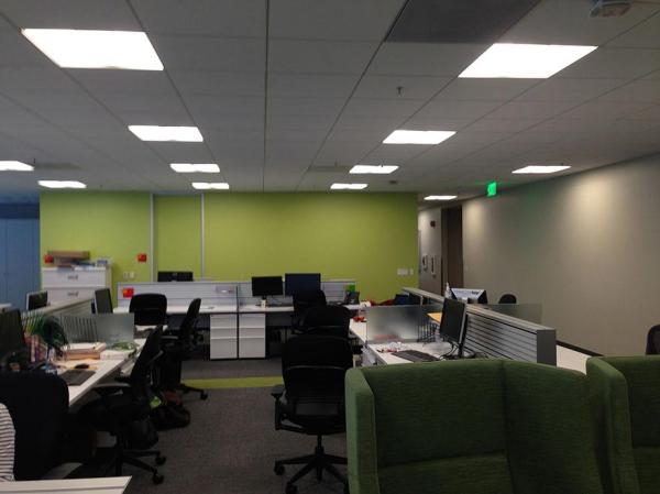 Сотрудники превратили скучные стены офиса в супергеройскую фреску (ФОТО)