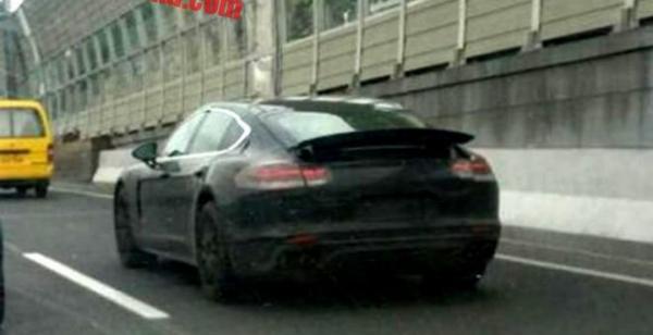 Porsche Panamera 2017 замечен в Китае (ФОТО)