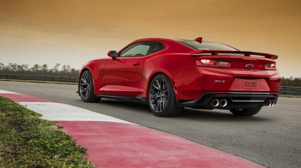 Компания Chevrolet представила “злую” модификацию легендарной модели Camaro (ФОТО)