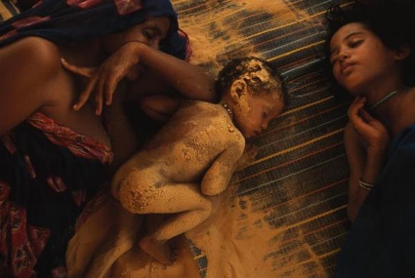 Тишина и покой: издание National Geographic показало лучшие снимки спящих людей (ФОТО)