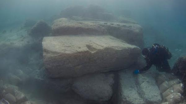 В Коринфе археологи обнаружили монументальные пирсы Лехаиона (ФОТО)