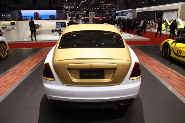 Сплошная роскошь. Как выглядит купе Rolls-Royce Wraith от Mansory (ФОТО)