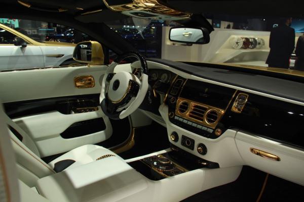 Сплошная роскошь. Как выглядит купе Rolls-Royce Wraith от Mansory (ФОТО)