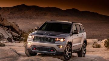 В Сети появились первые снимки новой модификации Jeep Grand Cherokee (ФОТО)