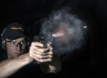 Увидеть полет пули (ФОТО)