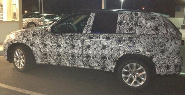 BMW X7. Шпионы рассекретили новый флагманский внедорожник (ФОТО)