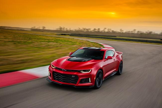 Американское ателье Callaway представило Chevrolet Camaro ZL1 (ФОТО)