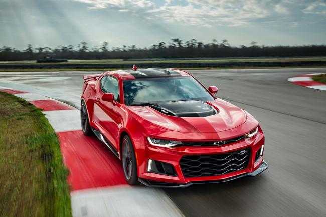 Американское ателье Callaway представило Chevrolet Camaro ZL1 (ФОТО)