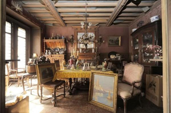 В Париже нашли квартиру, нетронутую более 70 лет (ФОТО)
