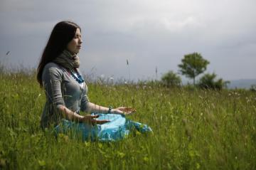 Осознанная медитация помогает управлять хронической болью в спине