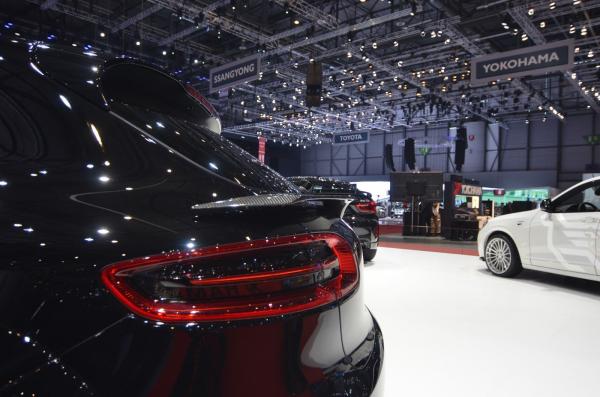 Ателье Hamann представило мощный кроссовер Porsche Macan (ФОТО)