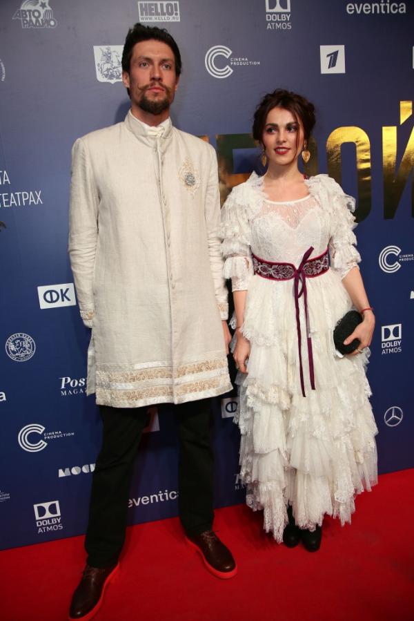 Сати Казанова вывела в свет нового кавалера (ФОТО)