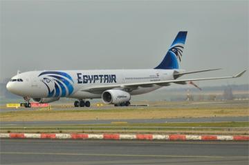 Неизвестные захватили пассажирский самолет EgyptAir, - Reuters