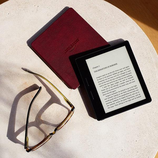 Amazon представила новое поколение «читалки» Kindle (ФОТО)