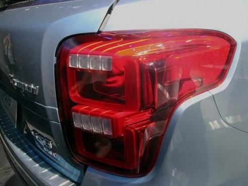 Китайцы представили полноразмерный внедорожник Trumpchi GS8 (ФОТО)