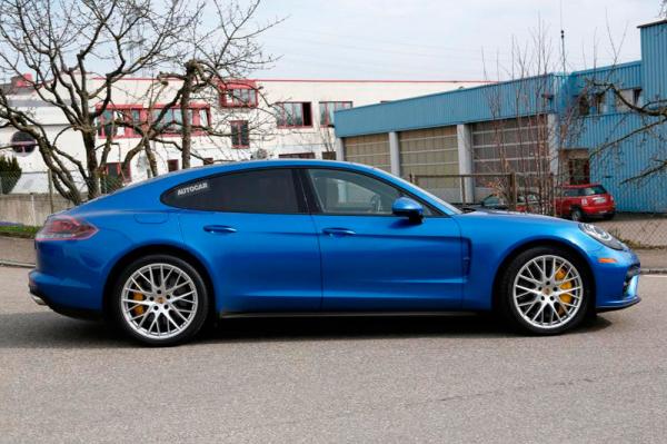 Дизайн нового автомобиля Porsche рассекретили до премьеры (ФОТО)