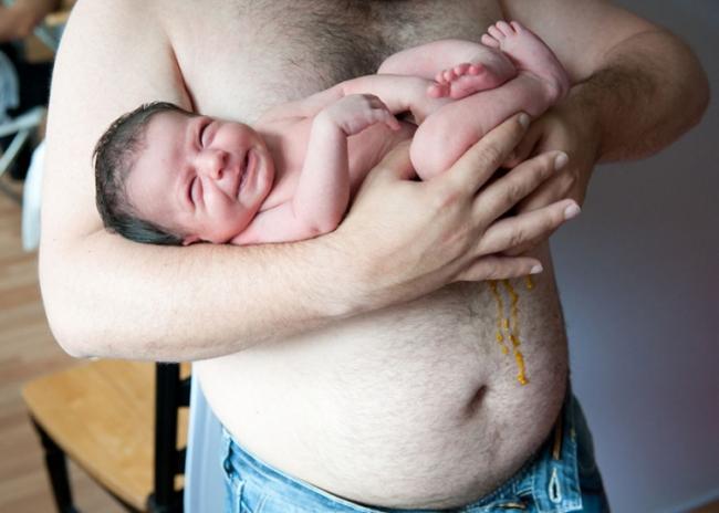 17 младенцев, испортивших идеальную фотосессию своих родителей (ФОТО)