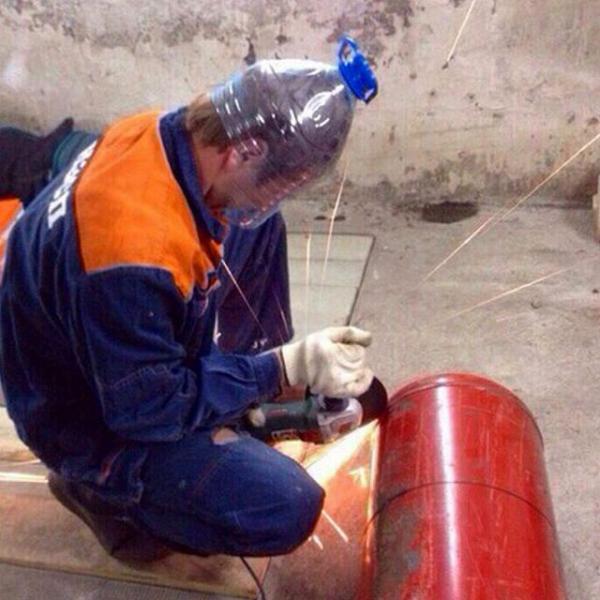 15 людей, которые не знают, что такое техника безопасности (ФОТО)