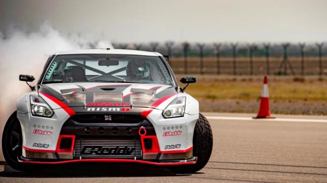 Nissan GT-R Nismo установил мировой рекорд (ФОТО)