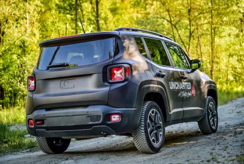 Кузов Jeep Renegade стал картой древней Африки (ФОТО)