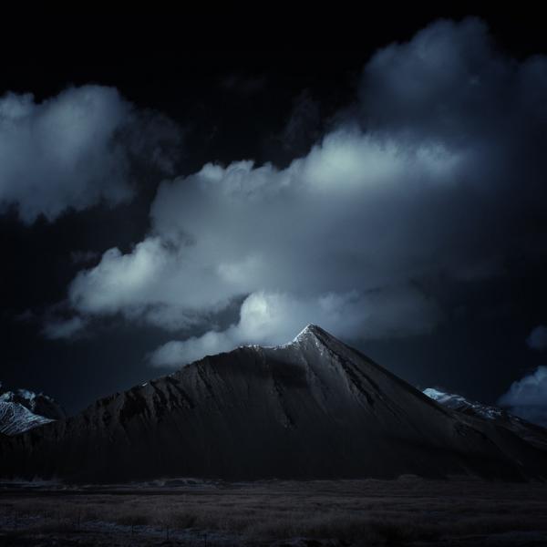 Удивительные инфракрасные снимки горных вершин (ФОТО)