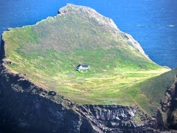 10 самых крошечных обжитых островов мира (ФОТО)