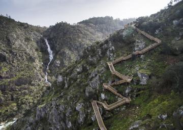 Проект для привлечения туристов: деревянные тропы в Португалии (ФОТО)