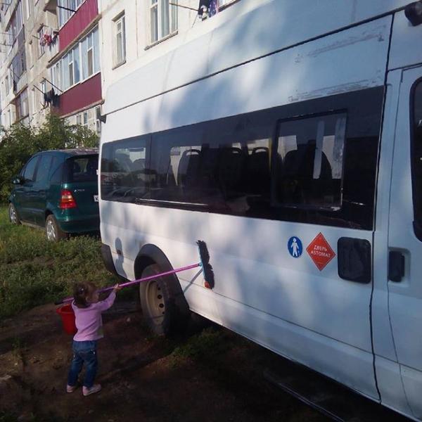 Что бывает, когда отец берется за воспитание ребенка (ФОТО)