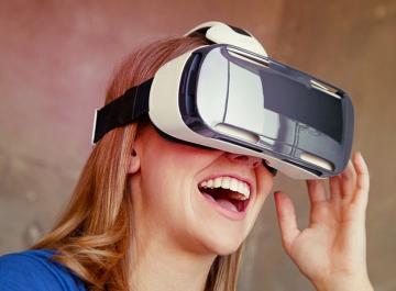 Google презентует самостоятельный шлем виртуальной реальности