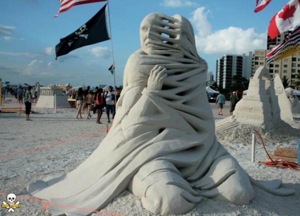 Потрясающие песчаные скульптуры, глядя на которые трудно поверить, что они сделаны из песка (ФОТО) 