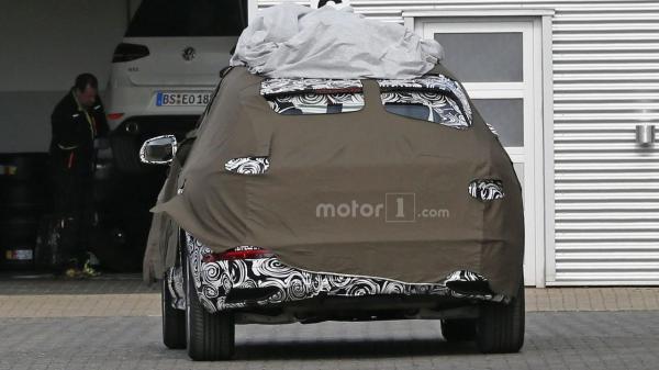 В Сети появились снимки обновленной модели Audi Q3 (ФОТО)