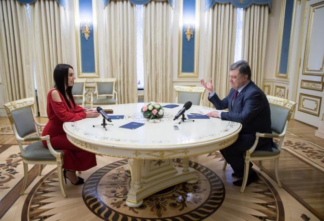 Порошенко присвоил Джамале звание народной артистки Украины (ФОТО)