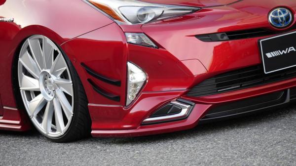 Мастера тюнинга превратили автомобиль Toyota Prius в лоурайдер (ФОТО)