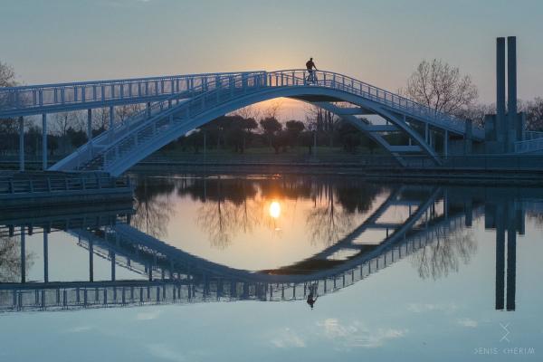 Интересные ракурсы – яркий проект фотографа из Испании (ФОТО)
