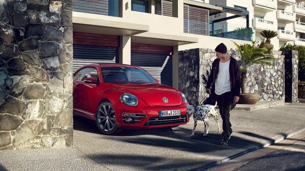 Компания Volkswagen показала обновленное семейство Beetle (ФОТО)
