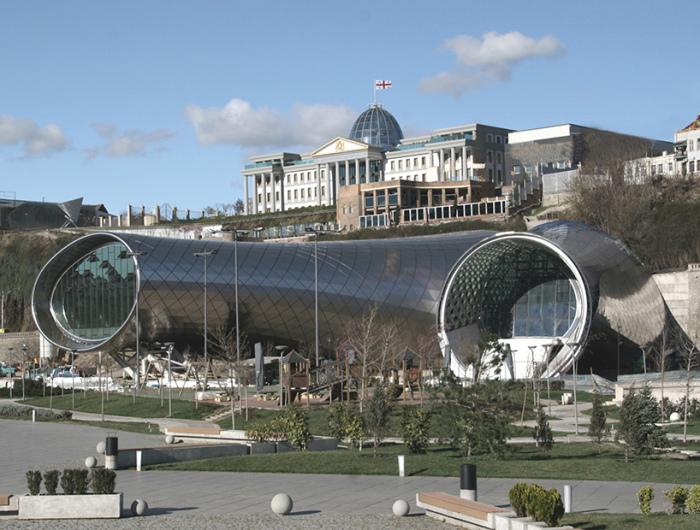 Архитектура 21 века: невероятный комплекс будущего в Грузии. ФОТО