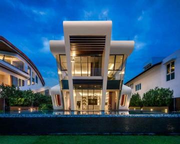 Потрясающая вилла с ультрасовременным фасадом в Синггапуре (ФОТО)