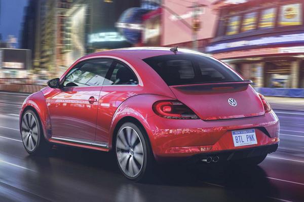 Volkswagen выпустит первый в мире автомобиль с хэштегом в названии (ФОТО)