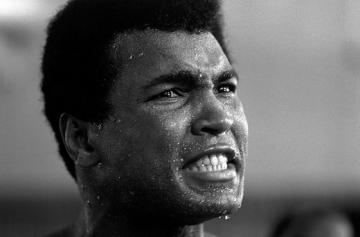 Генсек ООН назвал Мохаммеда Али чемпионом в борьбе за равенство и мир