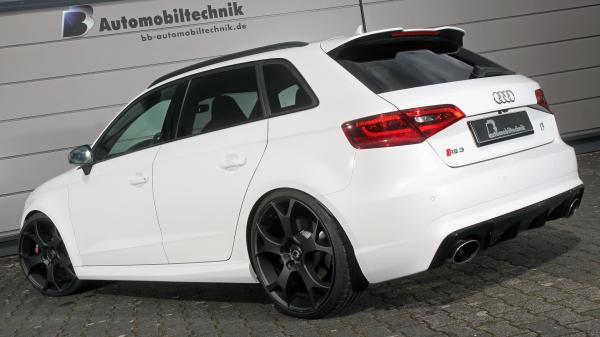 Audi RS3 получил 550-сильный тюнинг