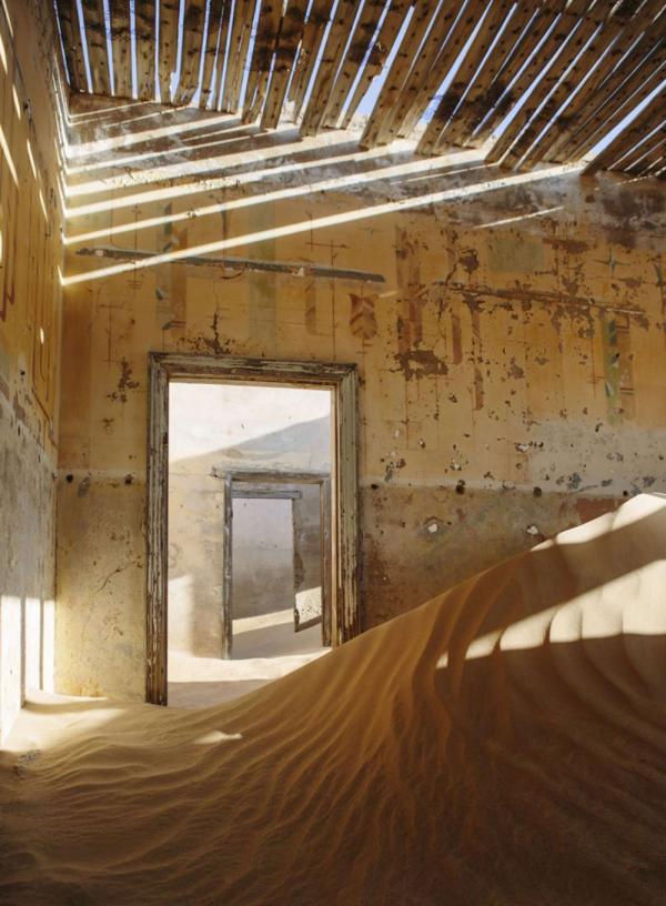 Власть солнца и песка. Дом в пустыне Намибии (ФОТО)