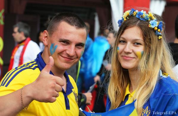 Пример для подражания. Фанаты Германии и Украины показали достойный уровень (ФОТО)