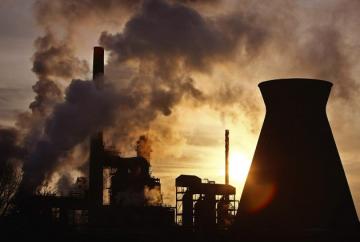 Выбросы углекислого газа на планете достигли исторического пика - исследователи