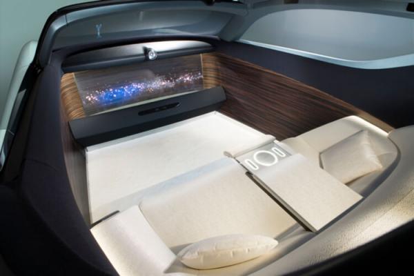 Rolls-Royce 103EX: концепт-кар для дорог будущего (ФОТО)