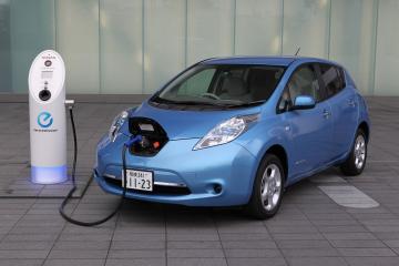 Nissan готовится к выпуску бюджетного электромобиля
