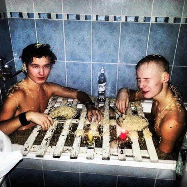 Безумные вещи, которые каждый из нас наверняка делал в ванной (ФОТО)