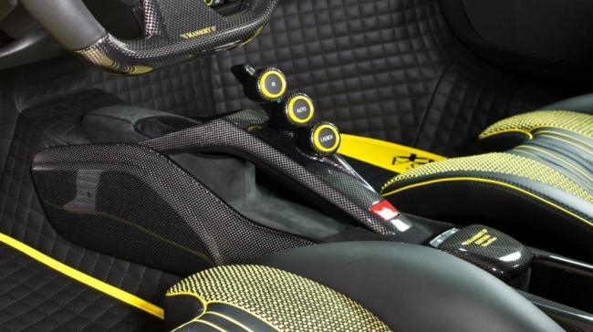 Ferrari 488 GTB превратили в яркую Siracusa 4XX (ФОТО)