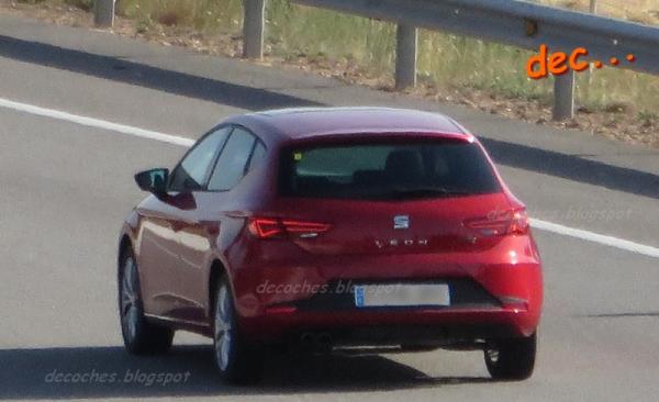 Появились снимки рестайлингового Seat Leon (ФОТО)