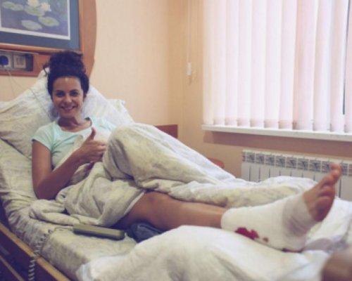 Настя Каменских попала в больницу после неудачного прыжка с парашютом (ФОТО)